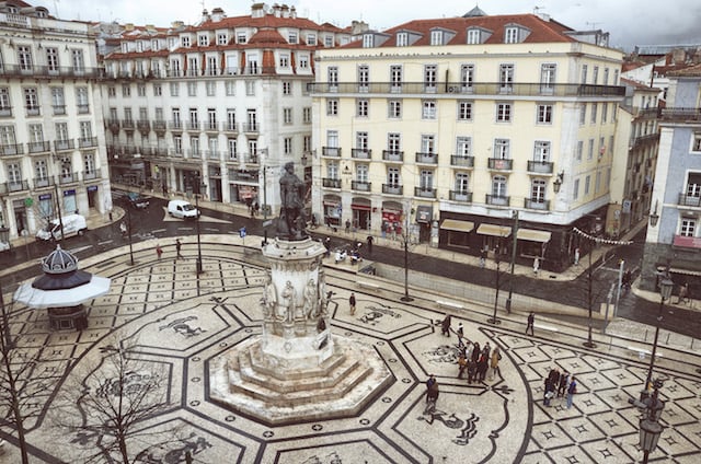 Vista da Praça Luís de Camões em Lisboa Vista da Praça Luís de Camões em Lisboa