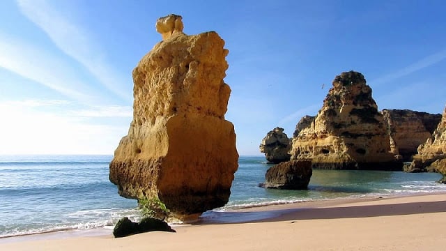 Praia da Marinha no Algarve