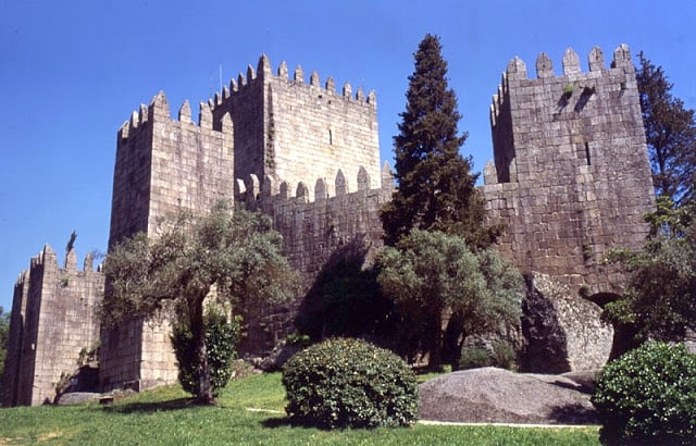 Castelo de Guimarães Castelo de Guimarães