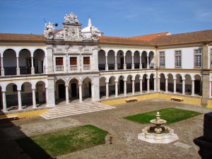 Convento de Santa Clara em Évora Convento de Santa Clara em Évora