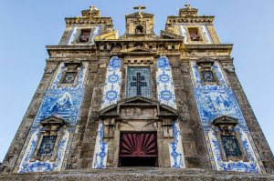 Igreja de Santo Ildefonso Igreja de Santo Ildefonso