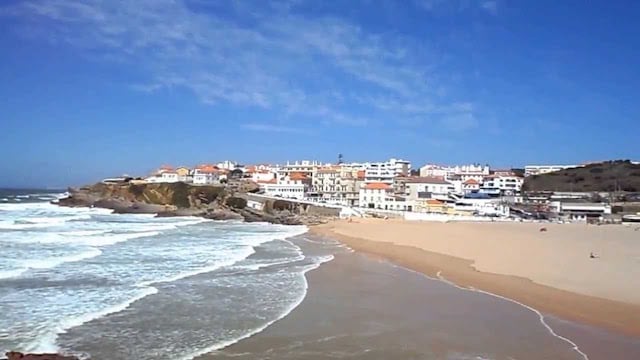 Praia das Maçãs em Colares - Sintra Praia das Maçãs em Colares - Sintra