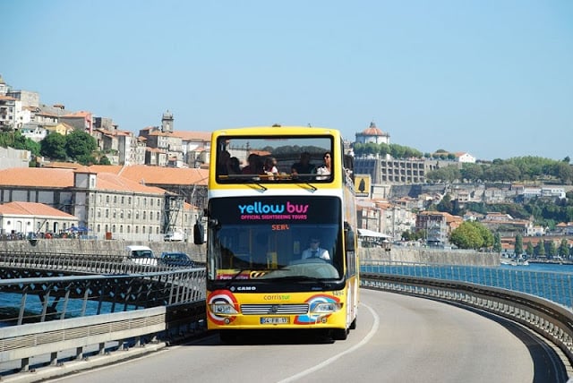 Passeio da Yellow Bus no Porto Passeio da Yellow Bus no Porto