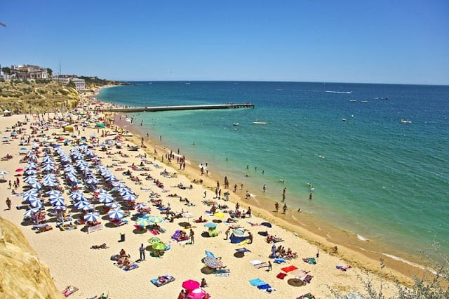 Praia dos Pescadores em Albufeira Praia dos Pescadores em Albufeira