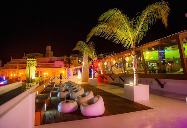 Balada Salt Beach Club em Albufeira Balada Salt Beach Club em Albufeira