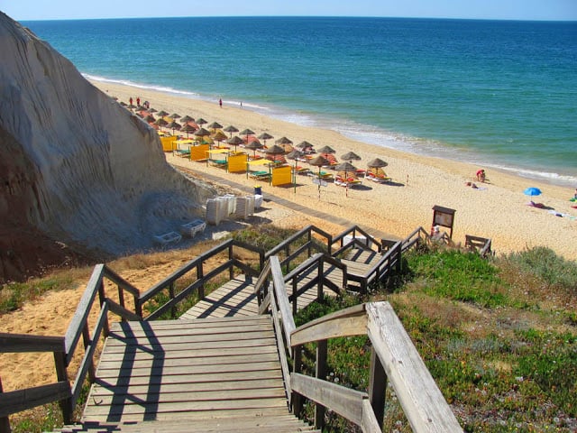 Acesso à Praia da Falésia Acesso à Praia da Falésia
