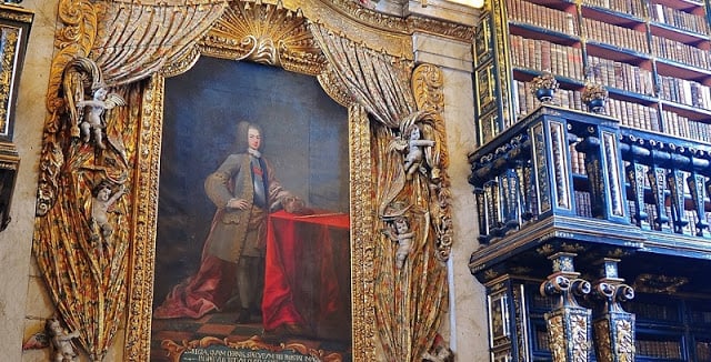 Retrato de D. João V na Biblioteca Joanina em Coimbra Retrato de D. João V na Biblioteca Joanina em Coimbra