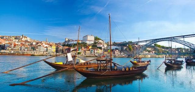 Cruzeiro pelas seis pontes no Porto Cruzeiro pelas seis pontes no Porto