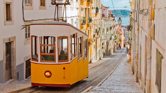 Excursão de elétrico por Lisboa Excursão de elétrico por Lisboa