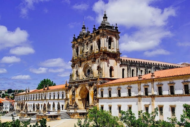 Mosteiro de Alcobaça Mosteiro de Alcobaça