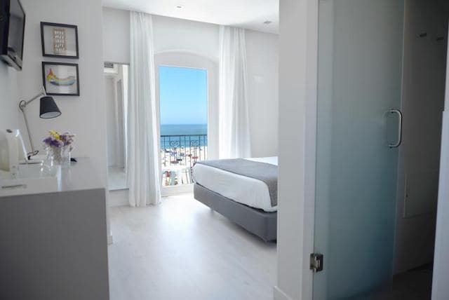 Hotel Mar Bravo em Nazaré - quarto Hotel Mar Bravo em Nazaré - quarto